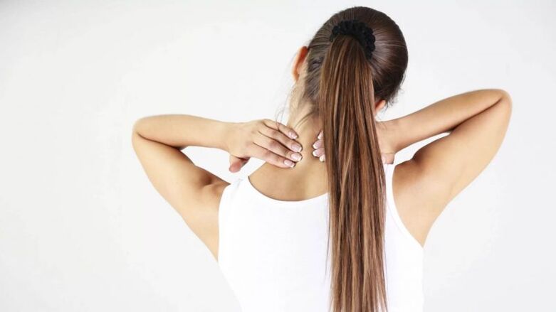 kaklo skausmas dėl osteochondrozės